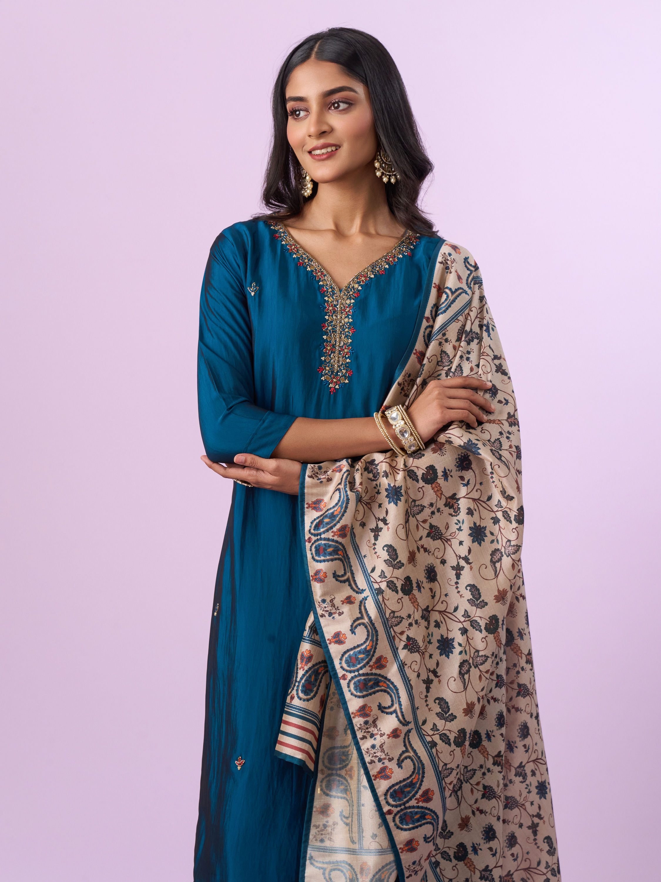 Mohey Women Enchanting Blue Straight Suit