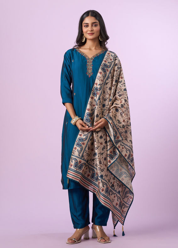 Mohey Women Enchanting Blue Straight Suit