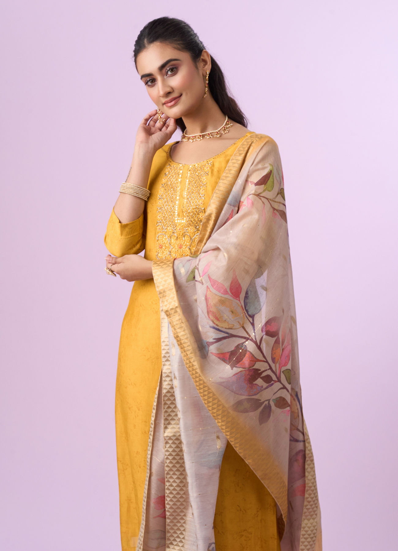 Mohey Women Resplendent Yellow Straight Suit