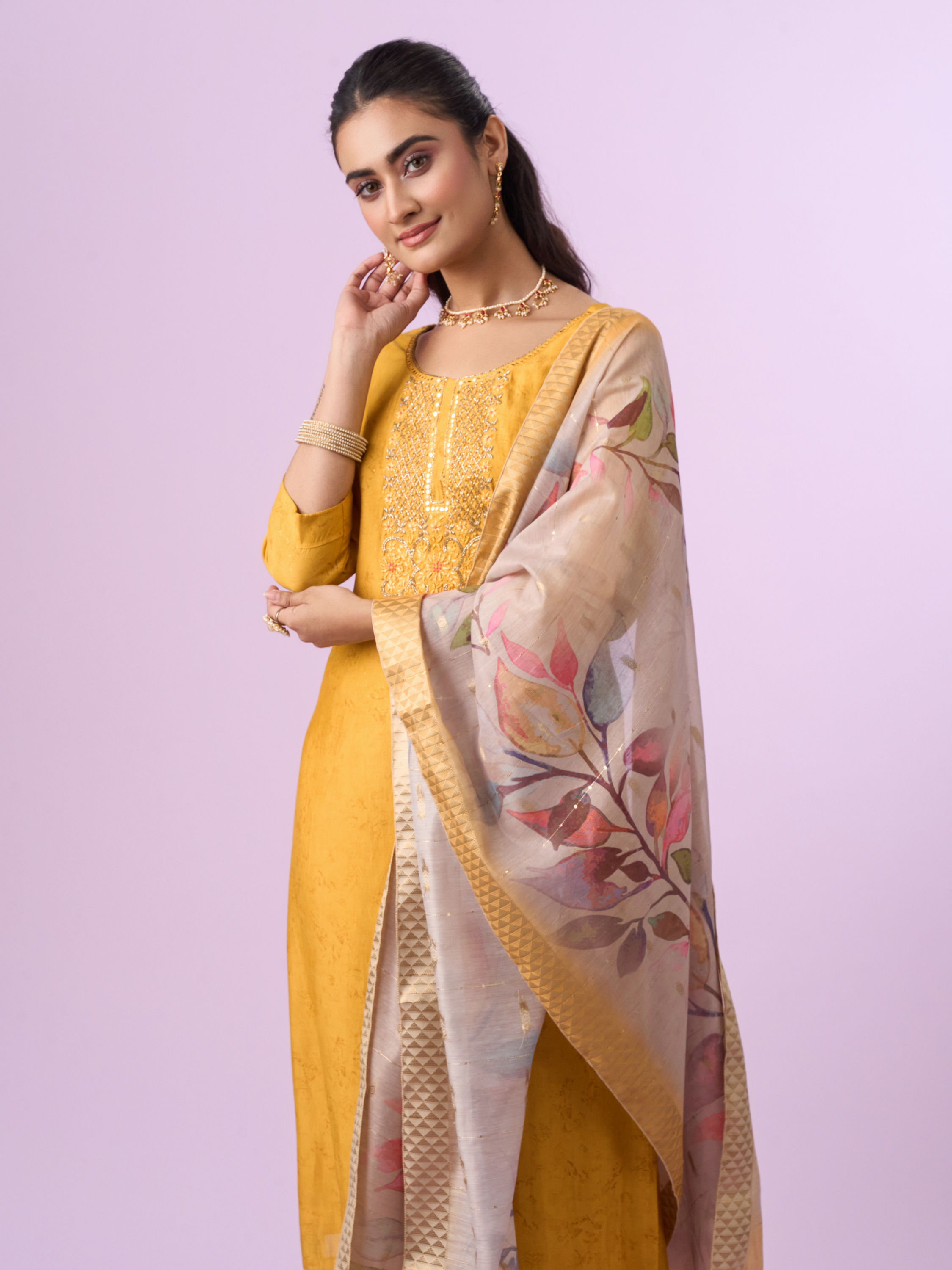 Mohey Women Resplendent Yellow Straight Suit