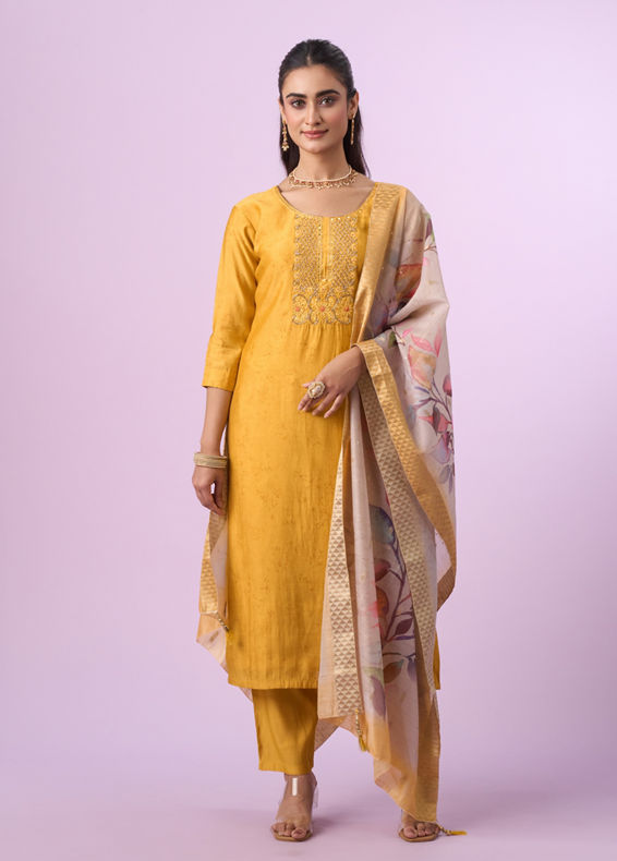 Mohey Women Resplendent Yellow Straight Suit