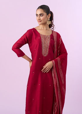 Mohey Women Vivacious Red Straight Suit