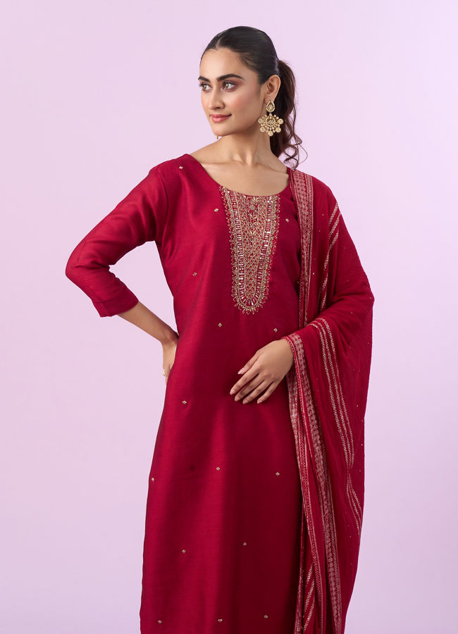 Mohey Women Vivacious Red Straight Suit
