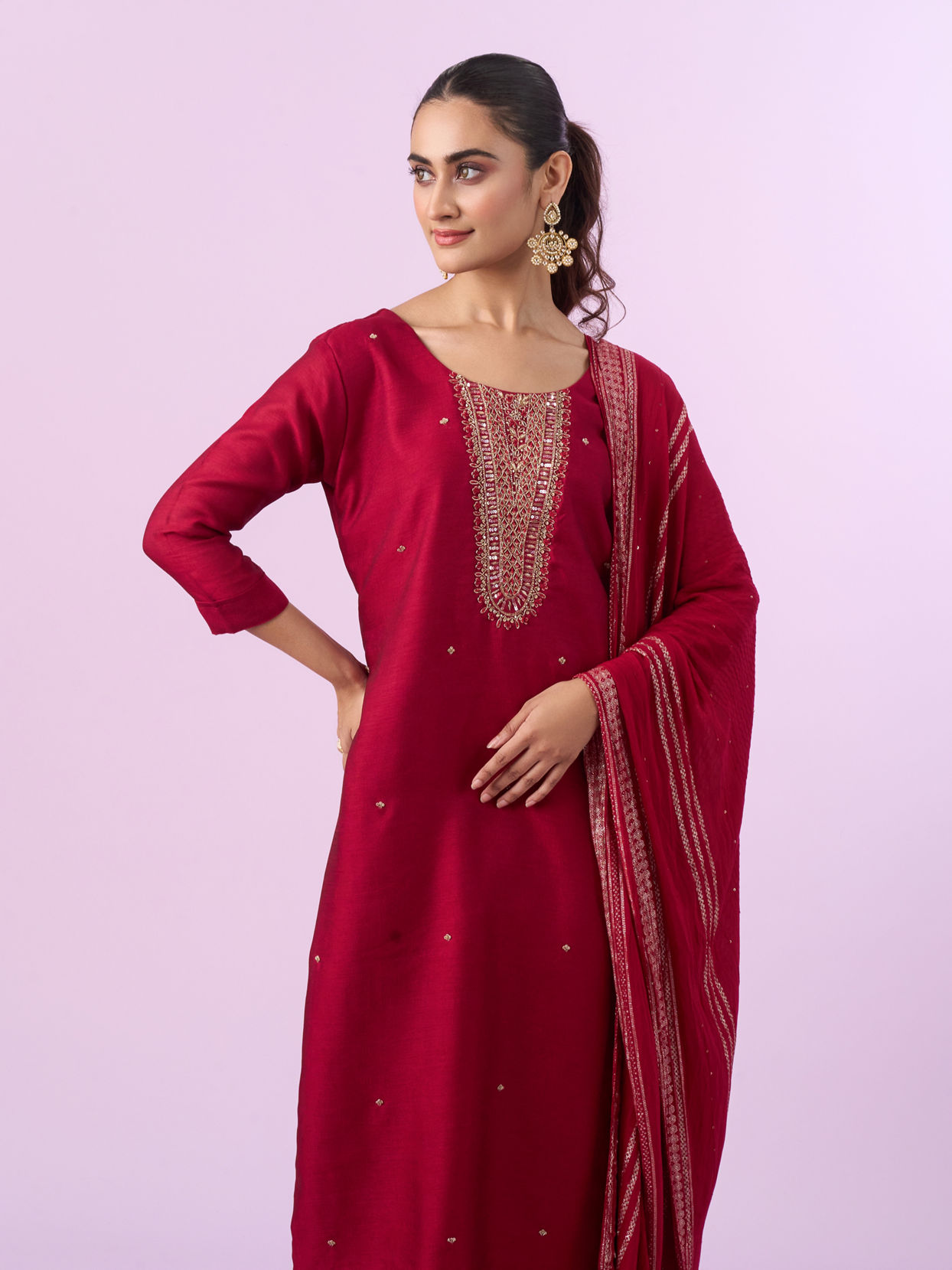 Mohey Women Vivacious Red Straight Suit