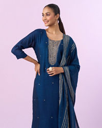 Mohey Women Elegant Blue Stitched Suit