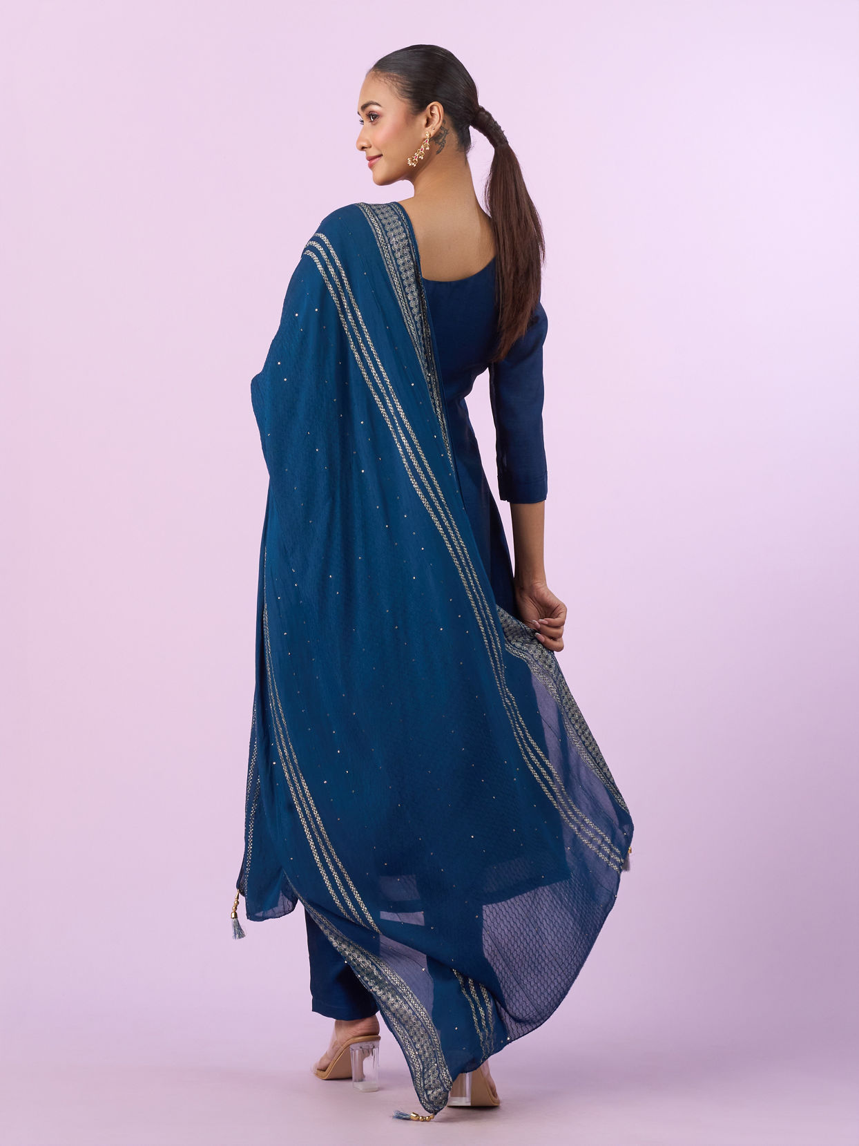 Mohey Women Elegant Blue Stitched Suit
