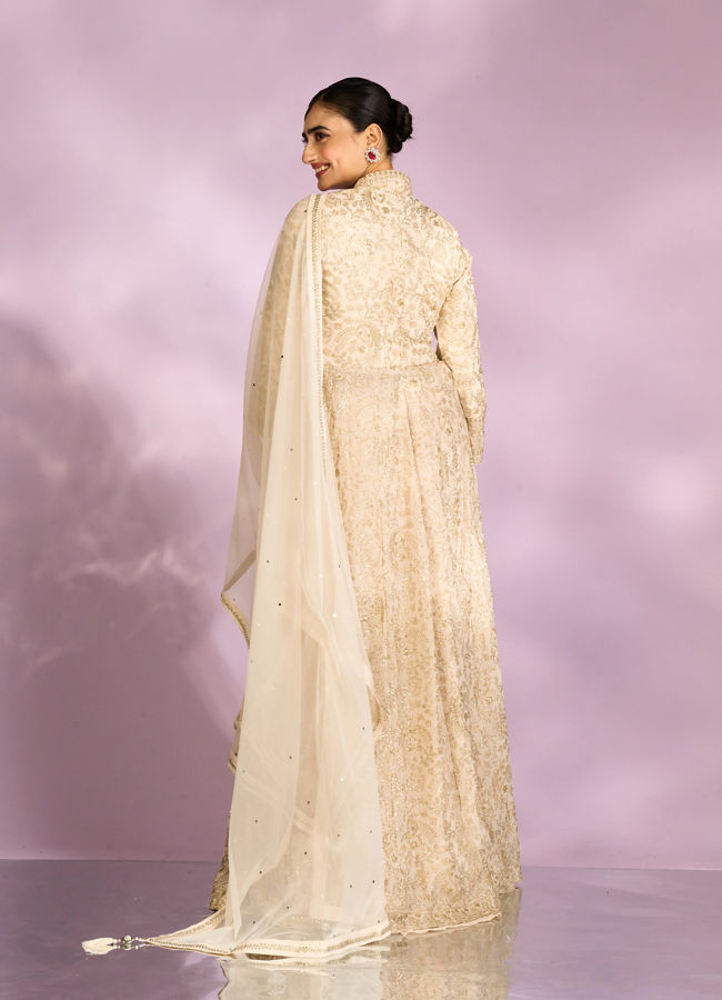Mohey Women Dazzling Cream Anarkali Suit