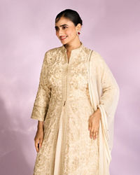 Mohey Women Dazzling Cream Anarkali Suit