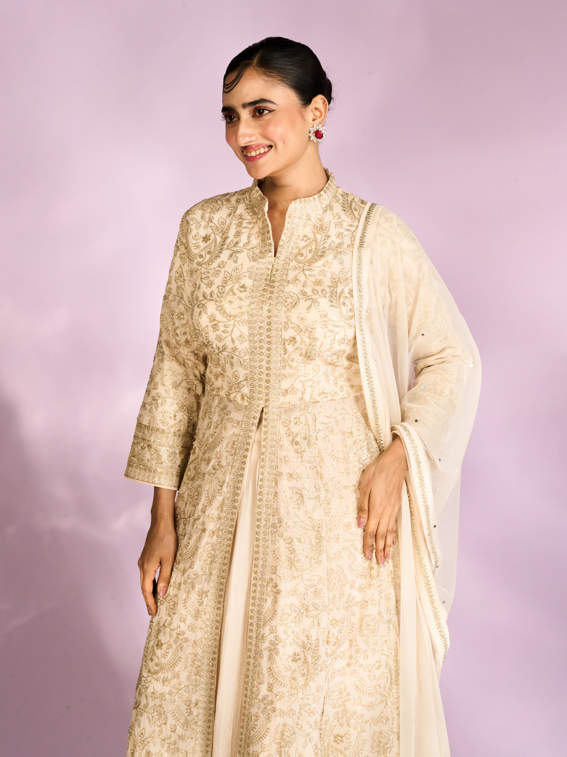 Mohey Women Dazzling Cream Anarkali Suit