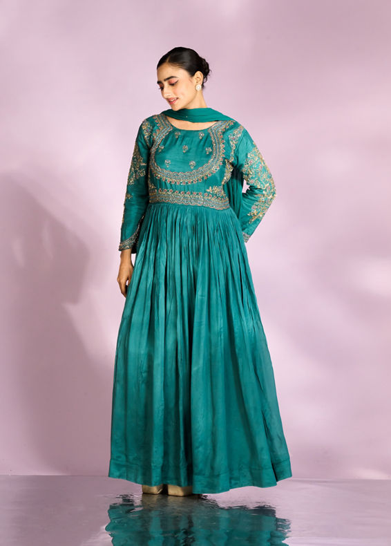 Mohey Women Emerald Elegance Anarkali Suit