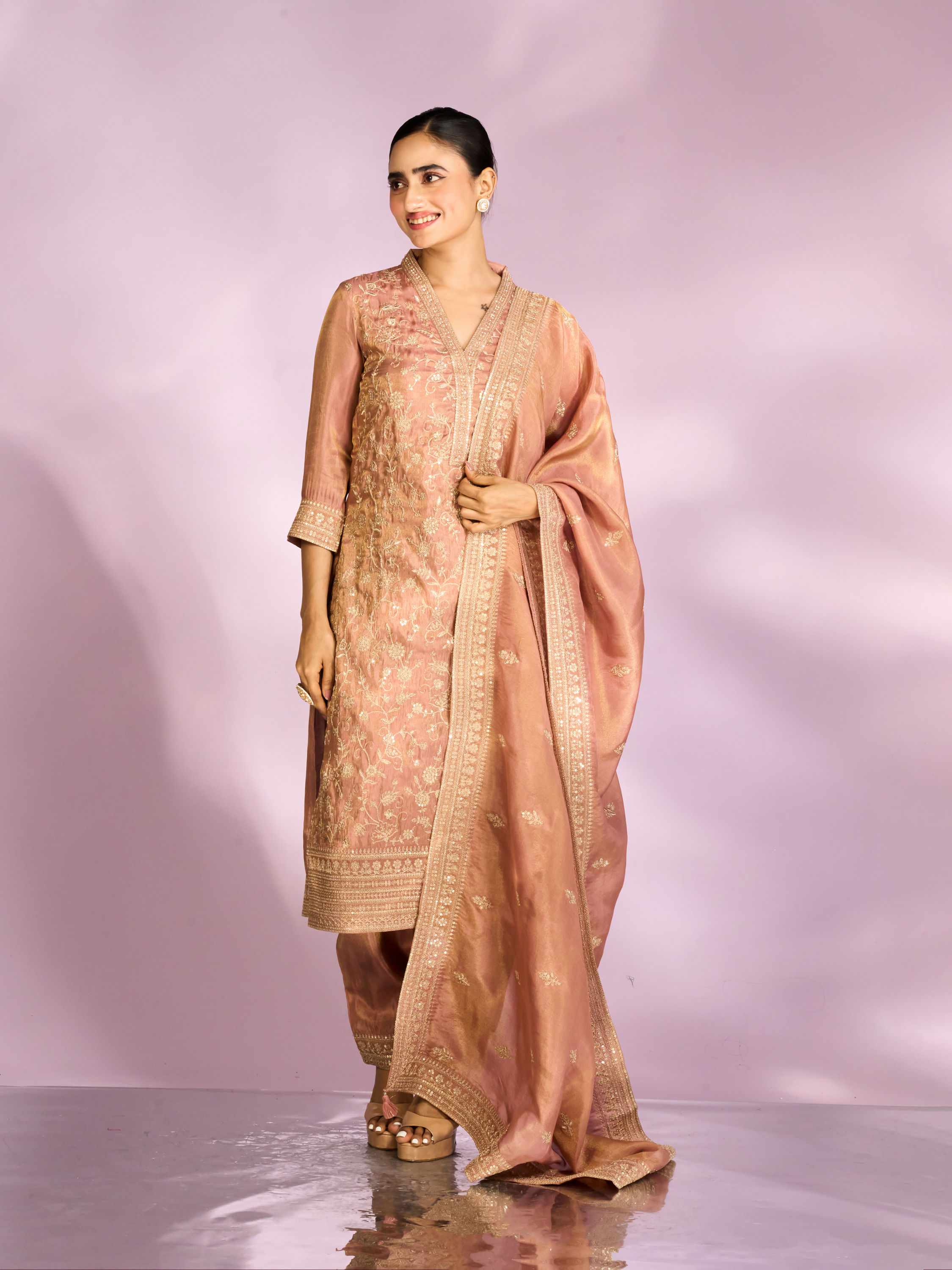 Mohey Women Enchanting Peach Straight Suit Set