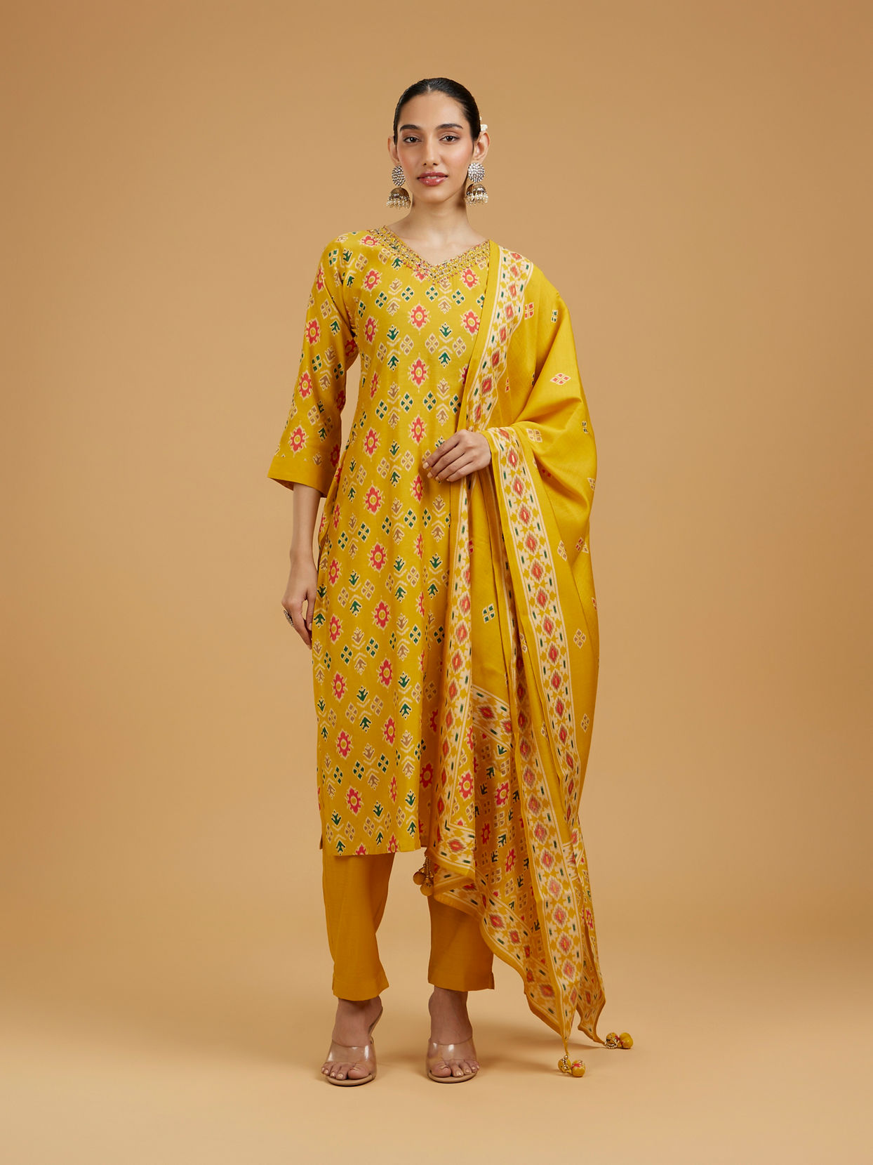 Mohey Women Glowing Mustard Yellow Straight Suit