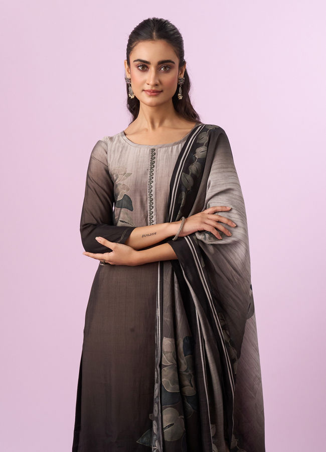 Mohey Women Grey Elegance Straight Suit