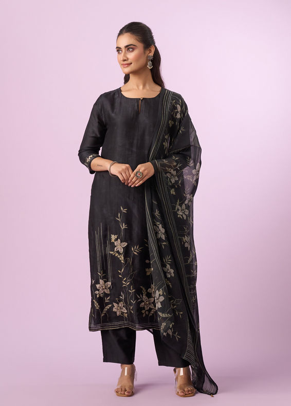 Mohey Women Elegant Onyx Black Straight Suit