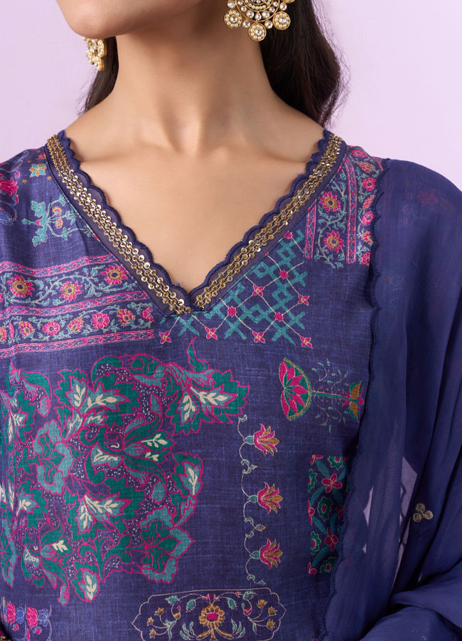 Mohey Women Purple Straight Suit