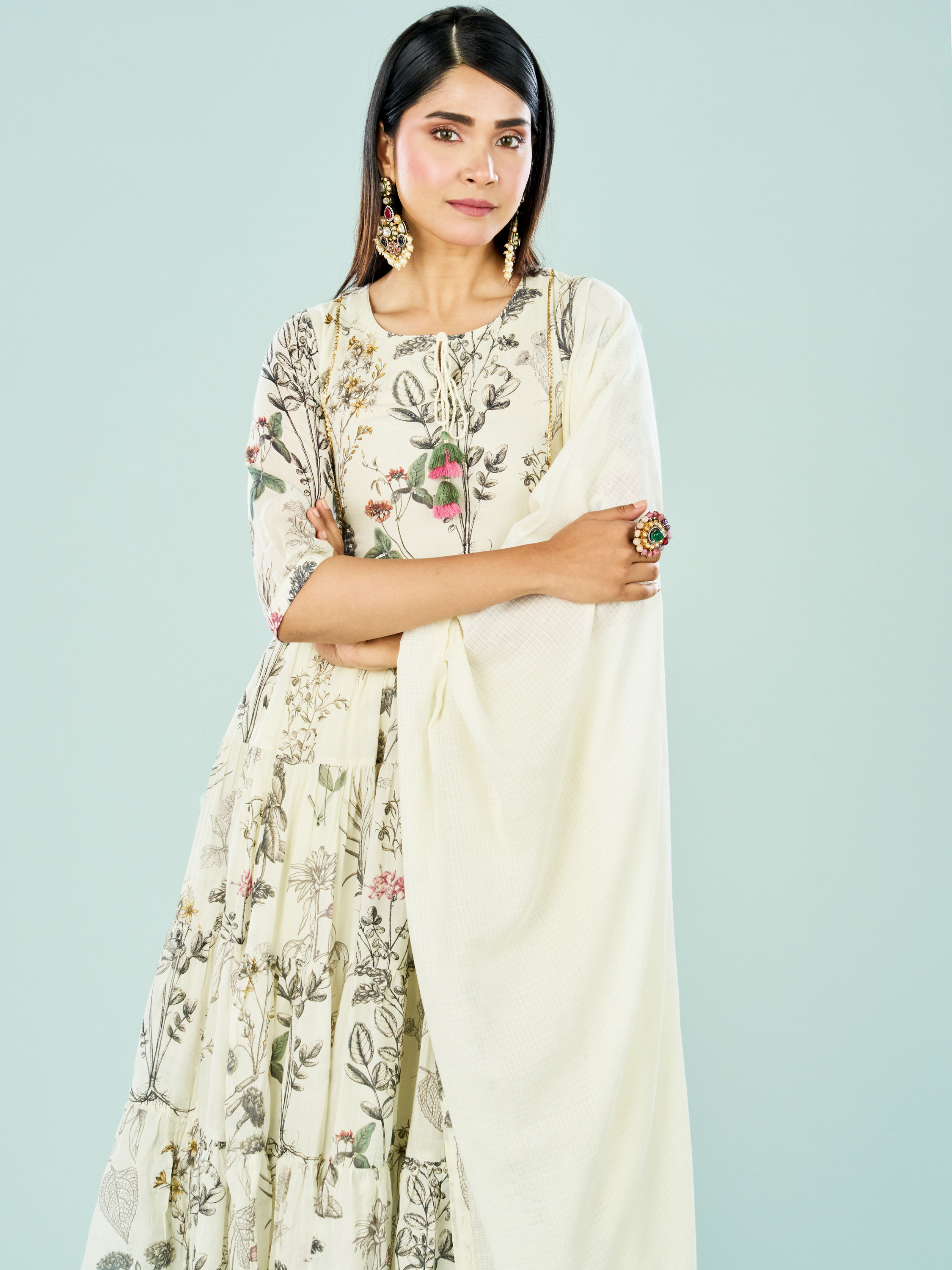 Mohey Women Elegant Cream Cotton Anarkali Suit