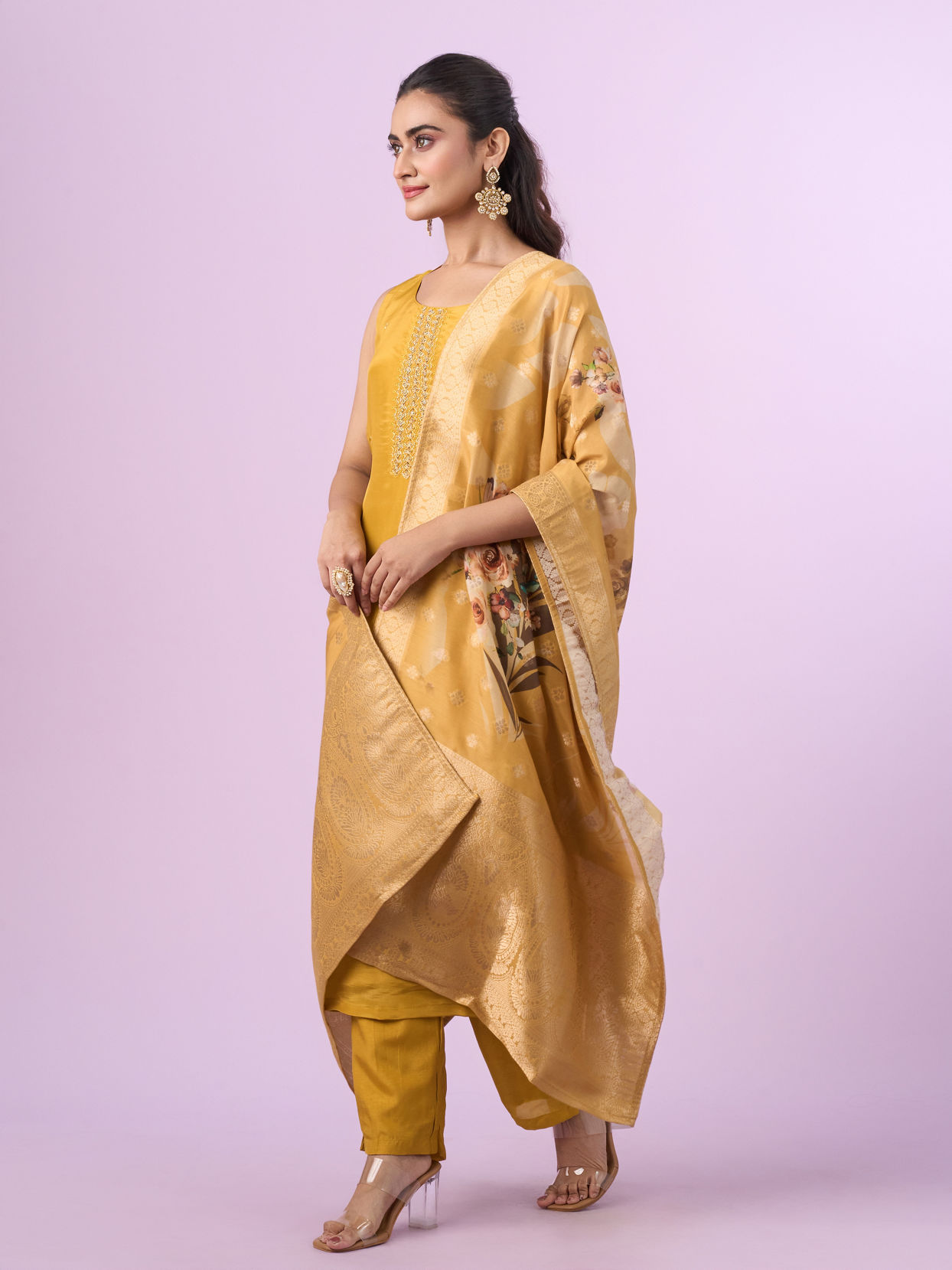 Mohey Women Yellow Mosaic Elegance Straight Suit