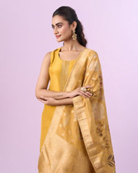 Mohey Women Yellow Mosaic Elegance Straight Suit