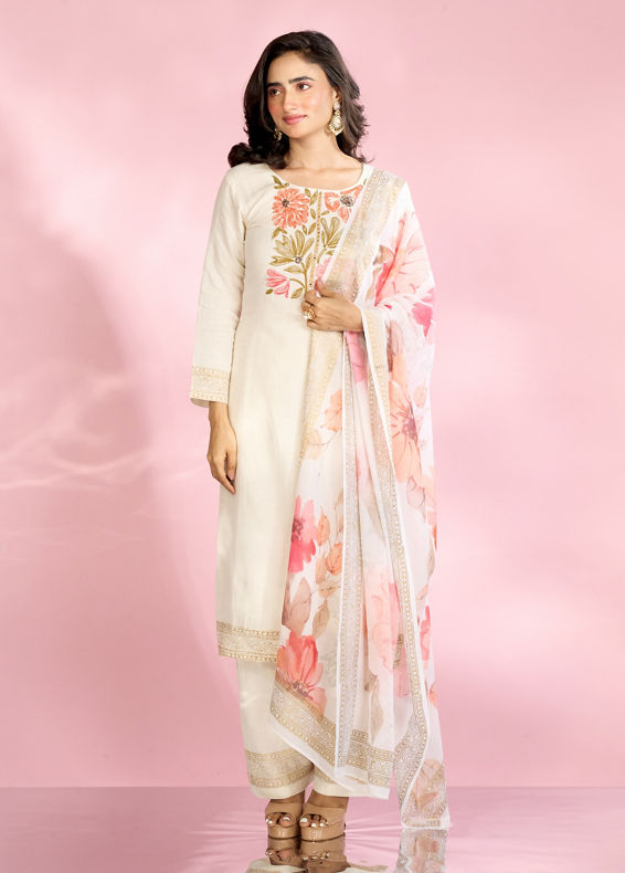 Mohey Women Elegant Cream Straight Suit