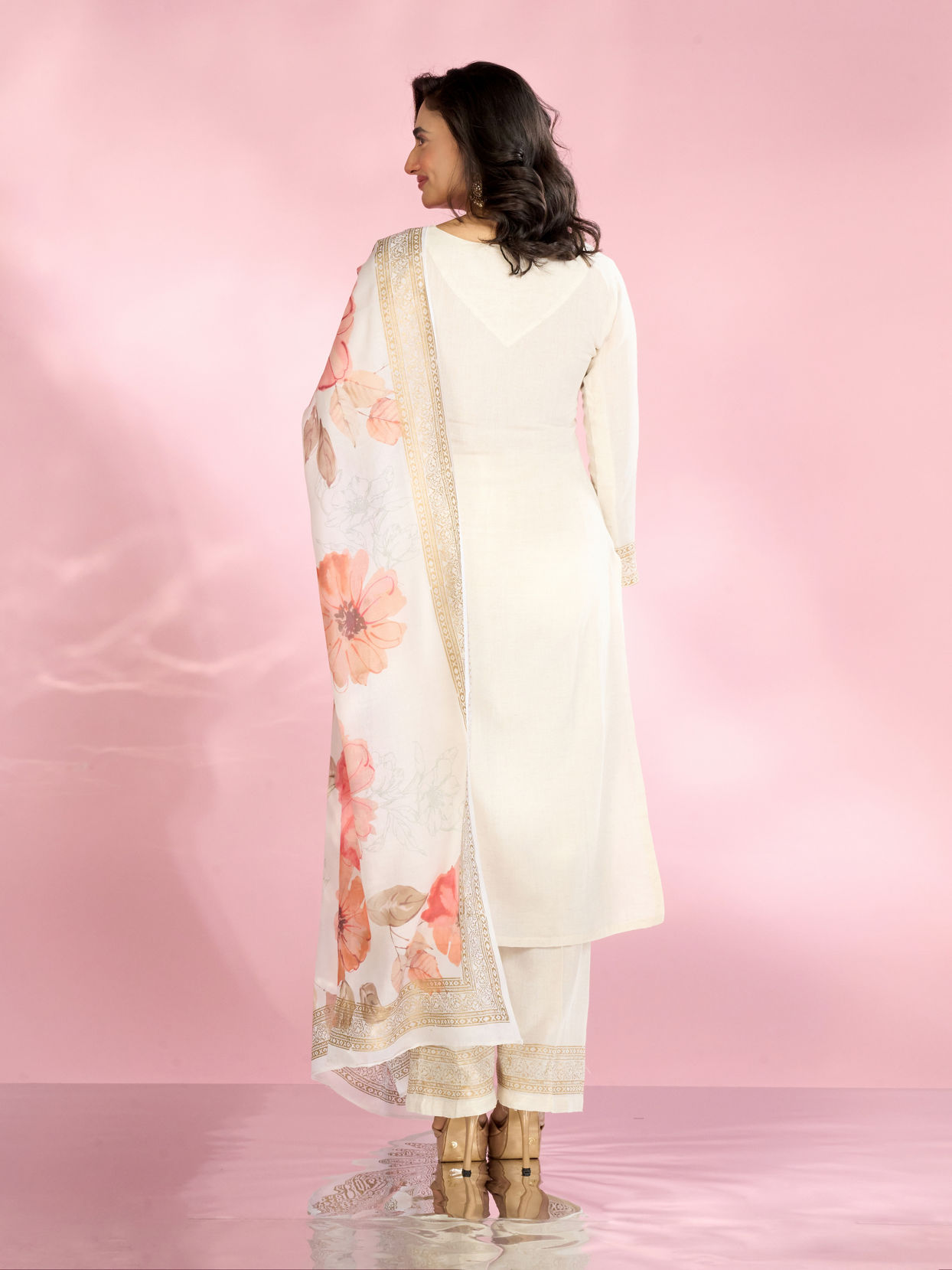 Mohey Women Elegant Cream Straight Suit