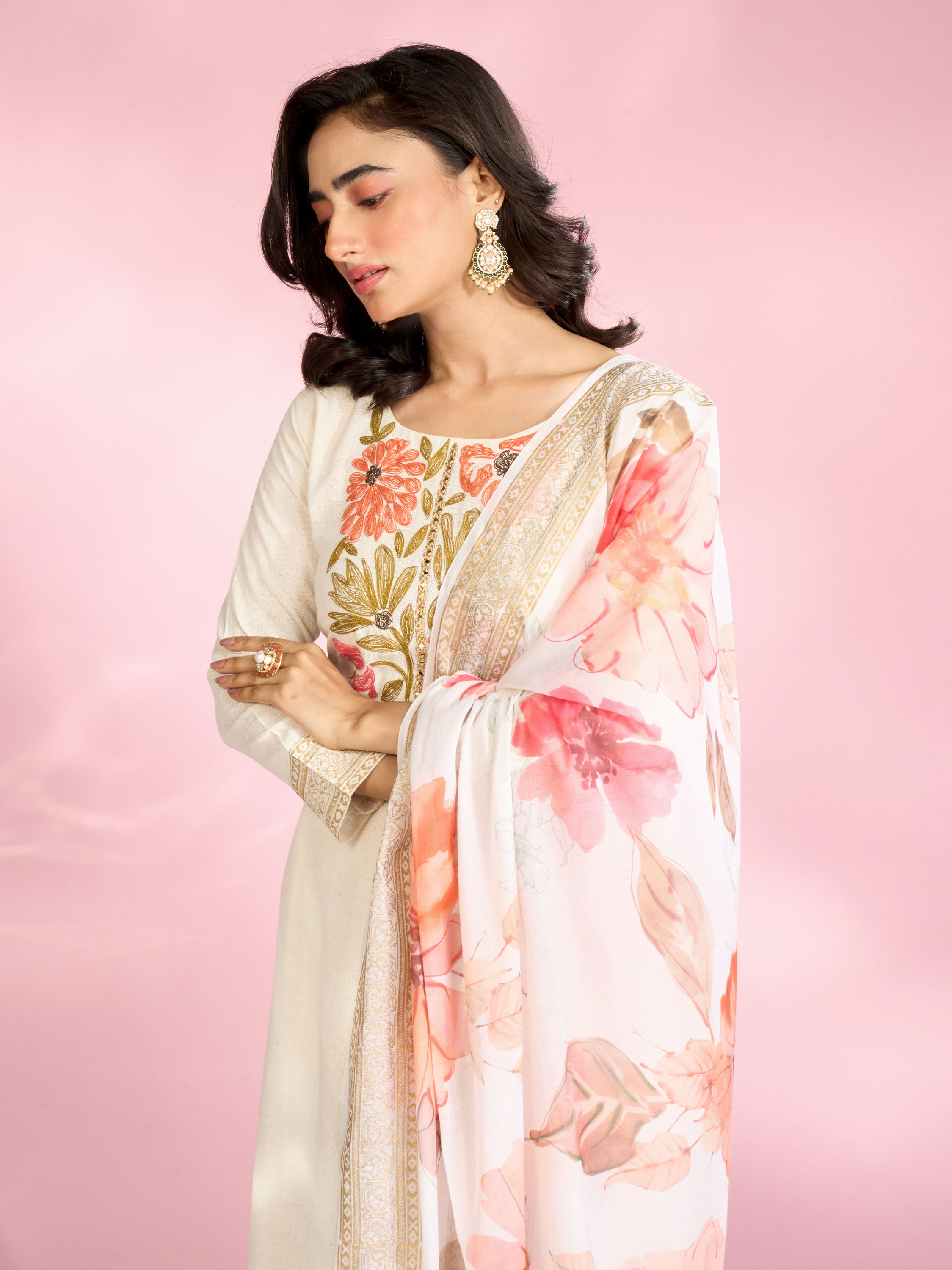 Mohey Women Elegant Cream Straight Suit