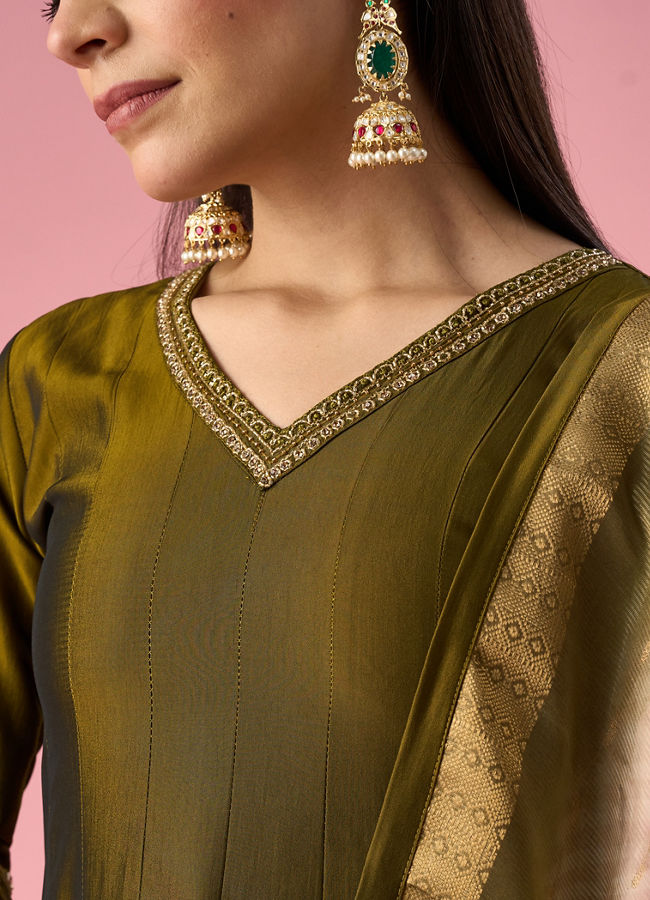 Mohey Women Green Art Silk Anarkali Suit with Hand Embroidery