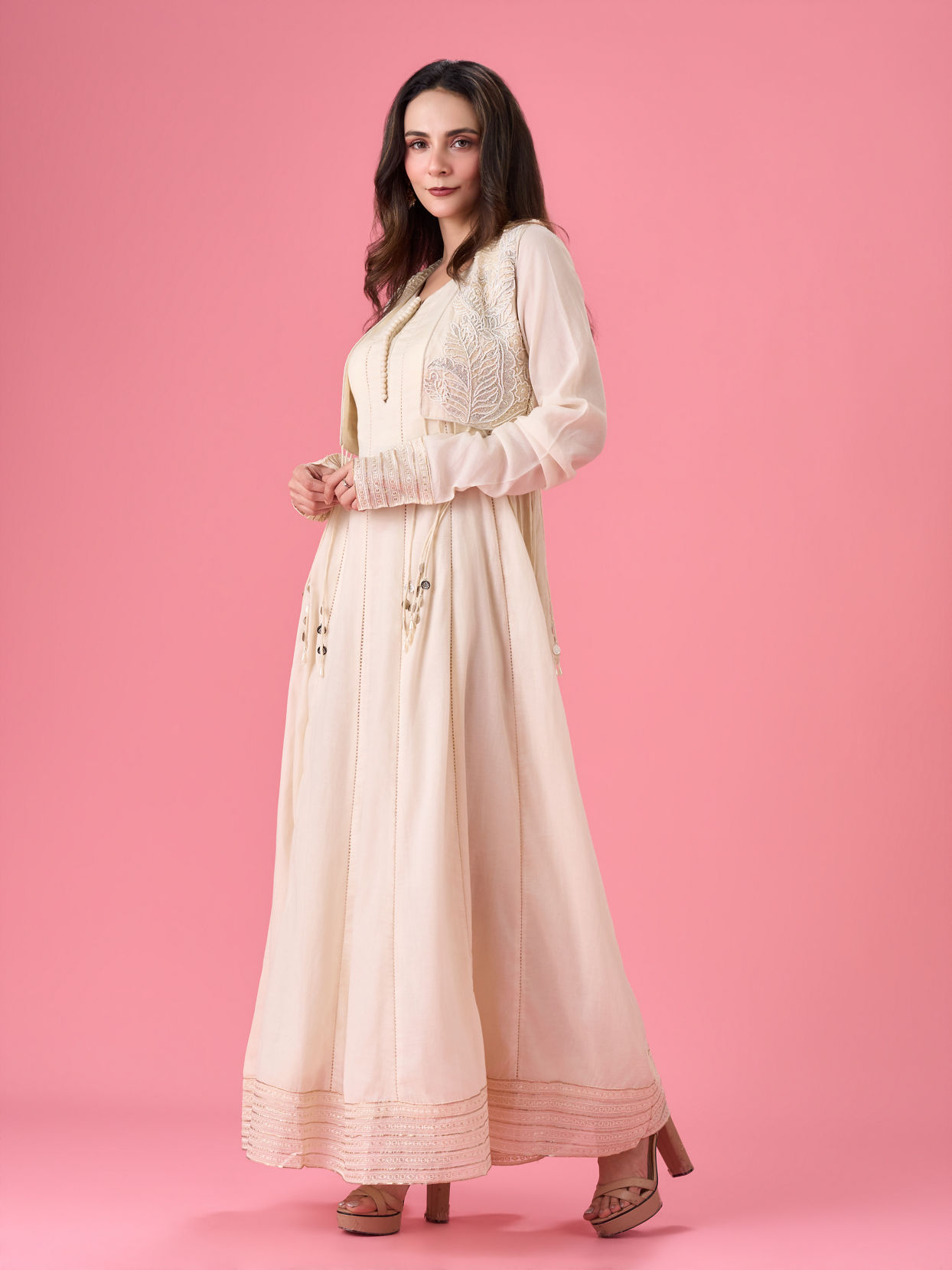 Mohey Women Cream Blossoms Anarkali Suit