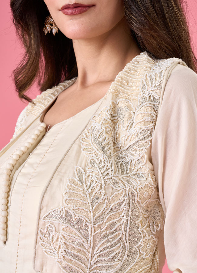 Mohey Women Cream Blossoms Anarkali Suit