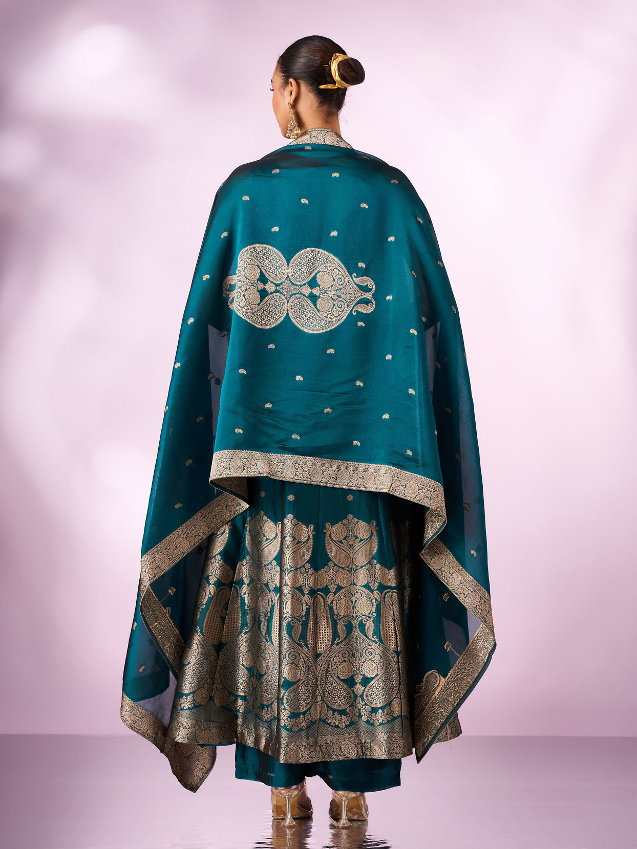 Mohey Women Green Art Silk Anarkali Suit with Embroidery