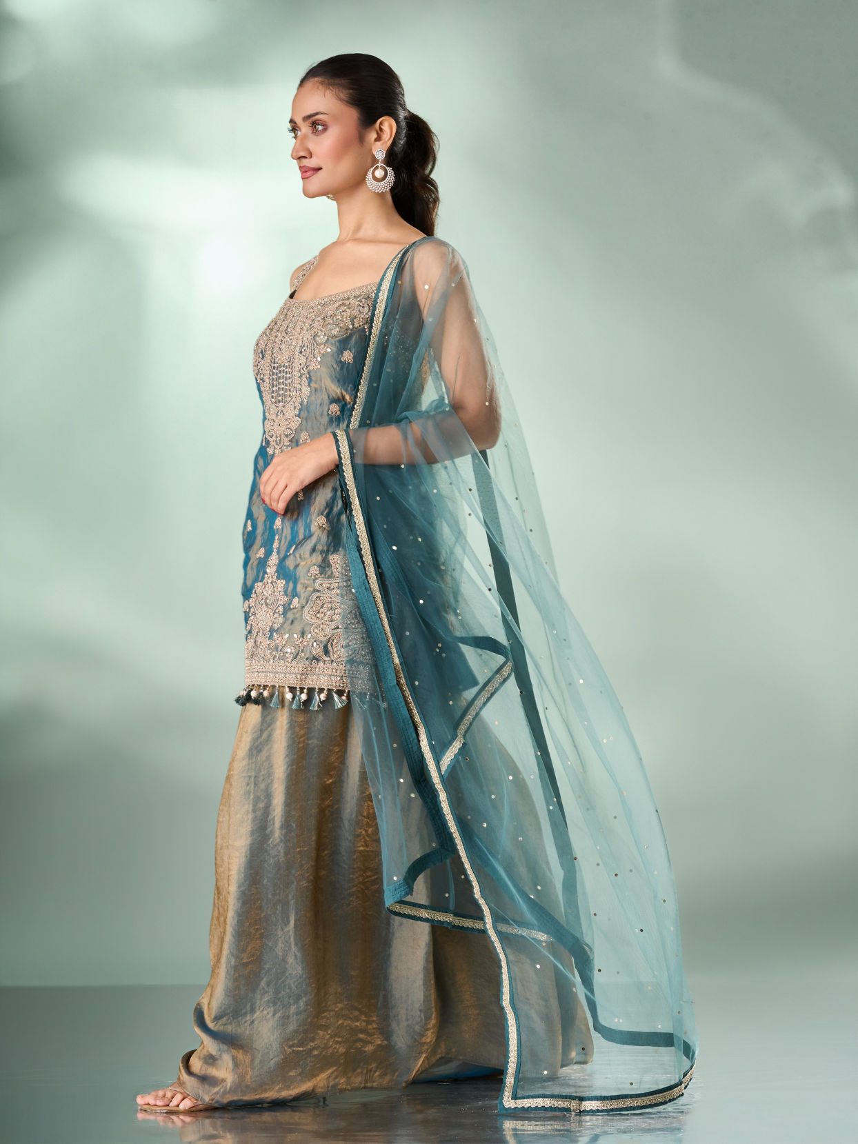 Mohey Women Green Organza Palazzo Suit with Mirror Work