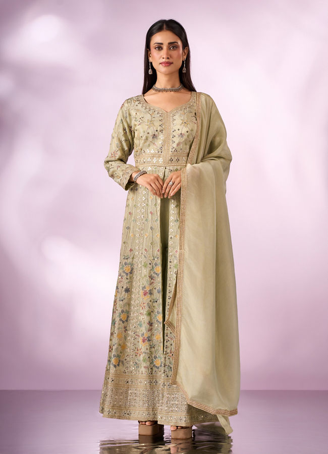 Mohey Women Green Chinon Kurti with Sequin Work