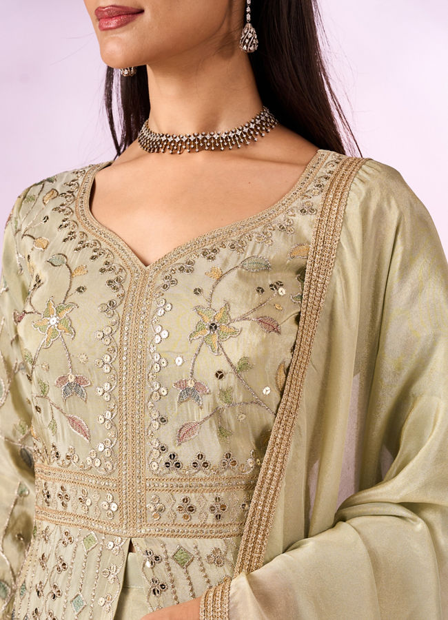 Mohey Women Green Chinon Kurti with Sequin Work