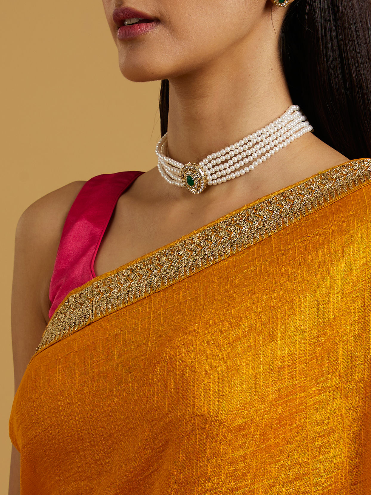 alt message - Mohey Women Mustard Yellow Extravaganza Saree image number 3