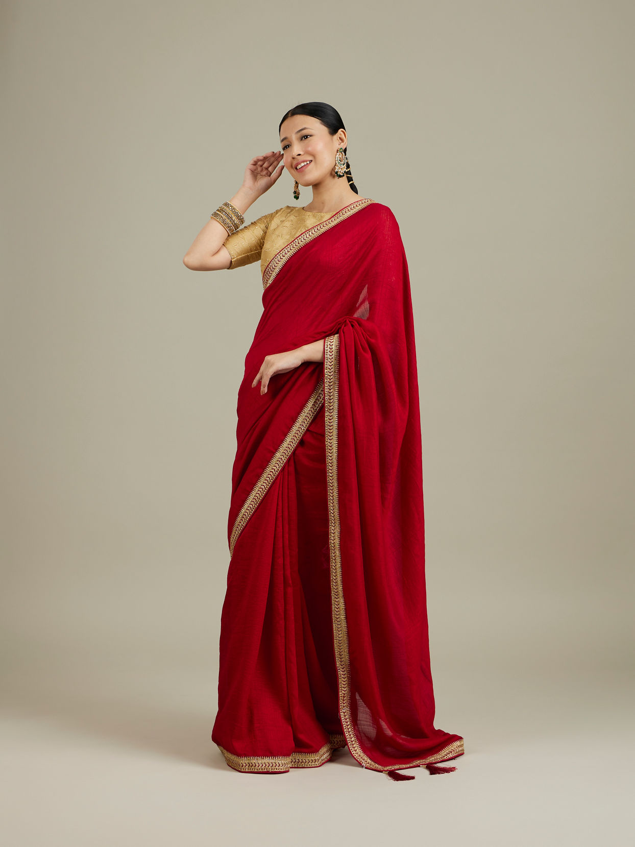 Mohey Women Splendid Dark Red Saree image number 2