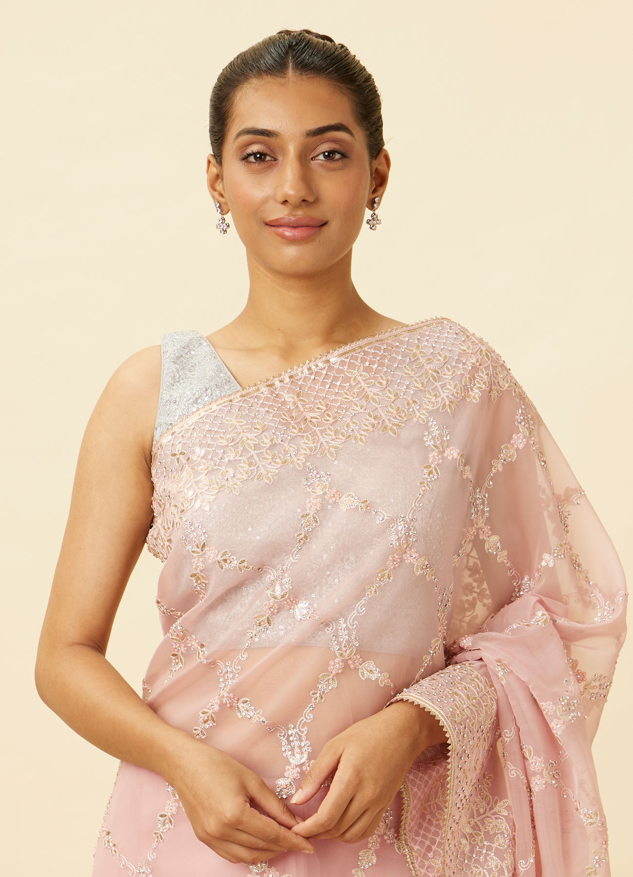 Mohey Women Fairy Tale Pink Saree with Floral Patterns