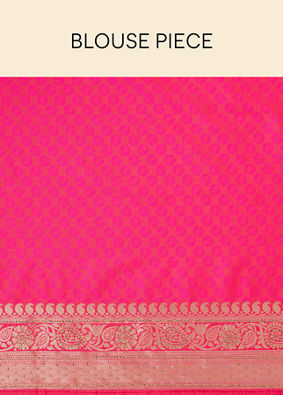 alt message - Mohey Women Rani Pink Stone Work and Zari Weave Saree image number 5