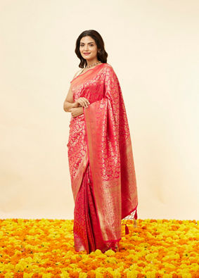 alt message - Mohey Women Rani Pink Stone Work and Zari Weave Saree image number 3