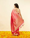 alt message - Mohey Women Rani Pink Stone Work and Zari Weave Saree image number 2