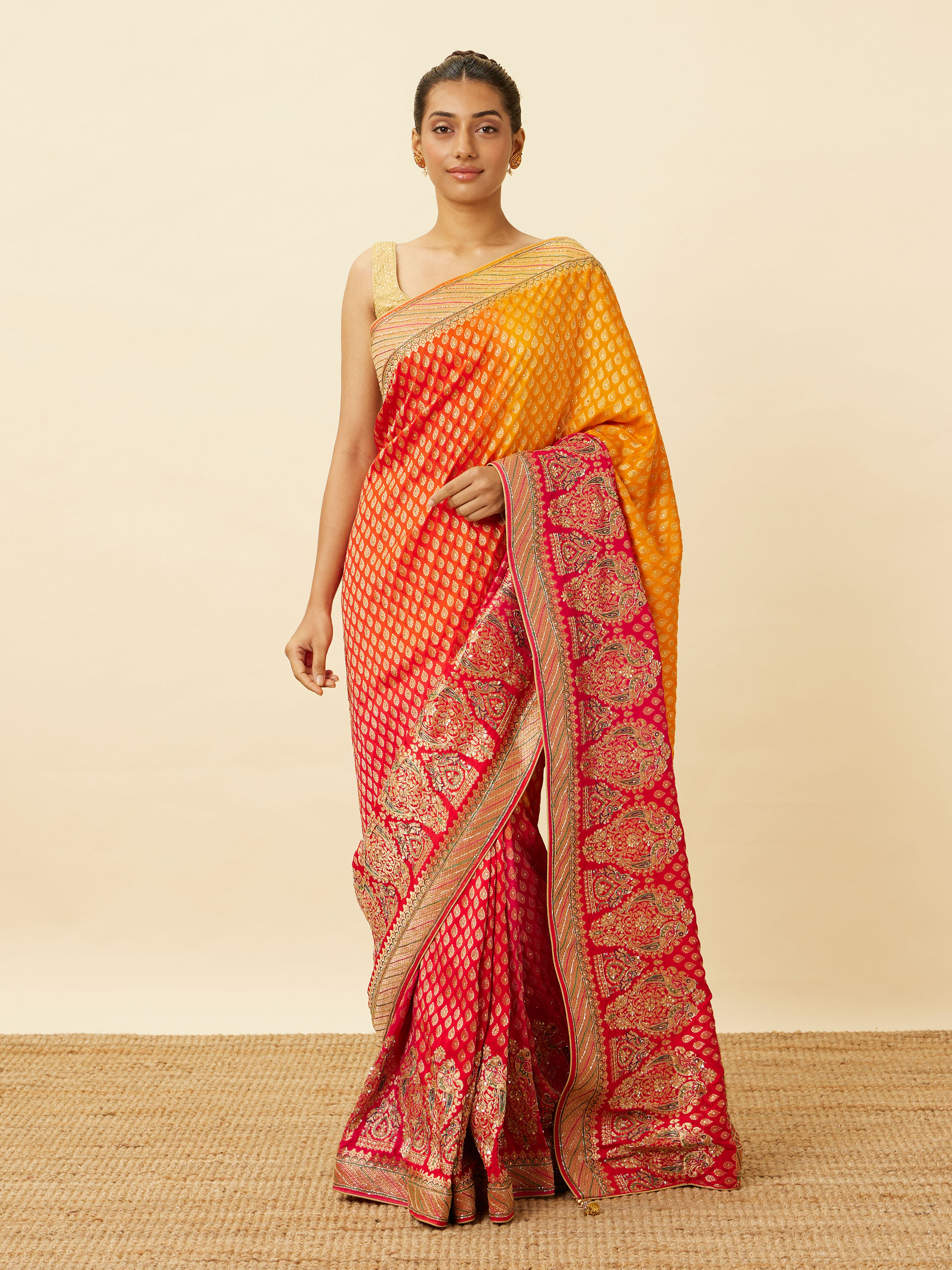 Mohey Women Blaze Orange Paisley Patterned Saree