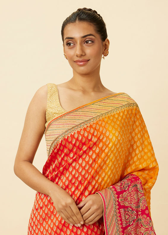 Mohey Women Blaze Orange Paisley Patterned Saree