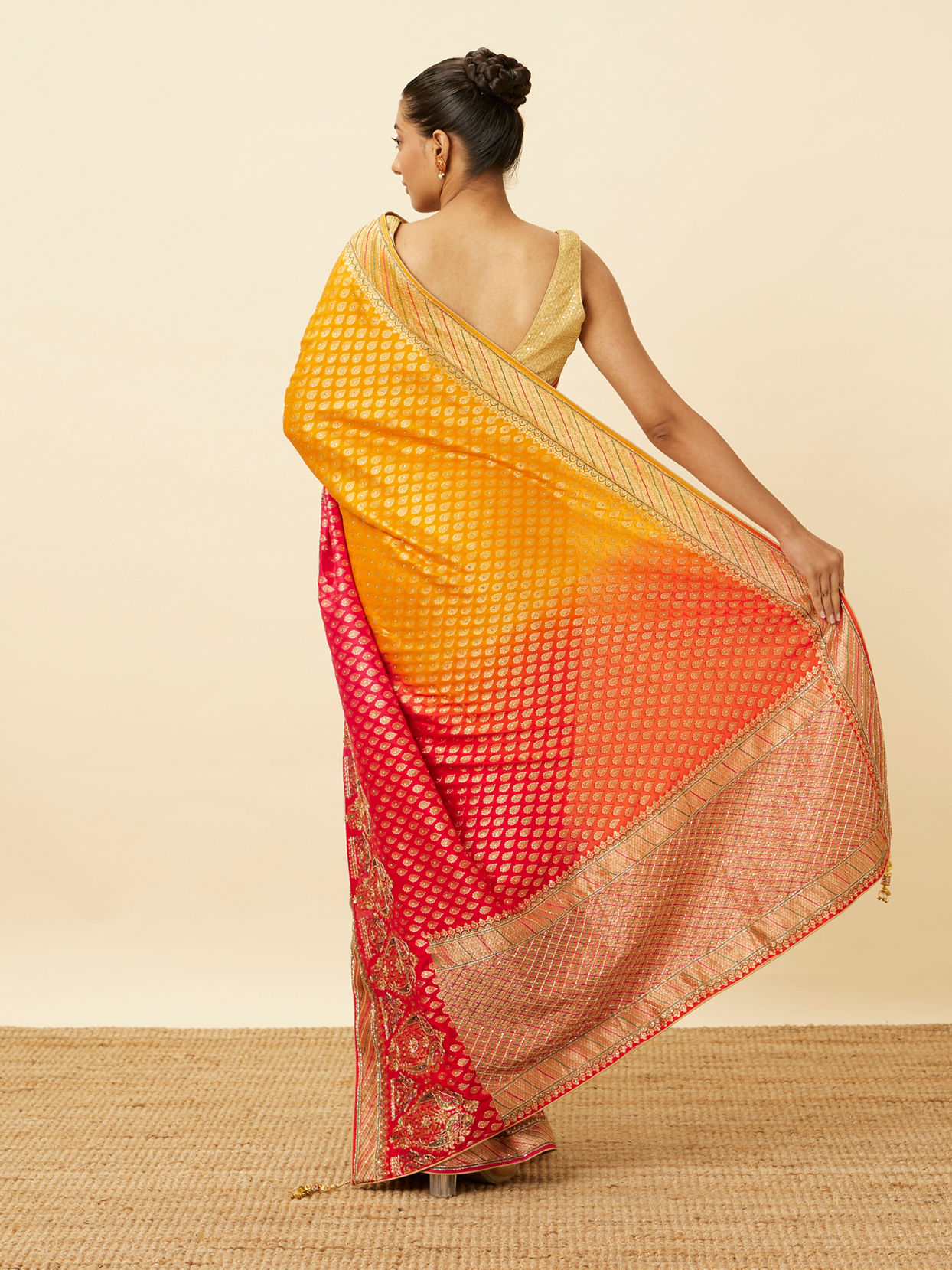 Blaze Orange Paisley Patterned Saree image number 2