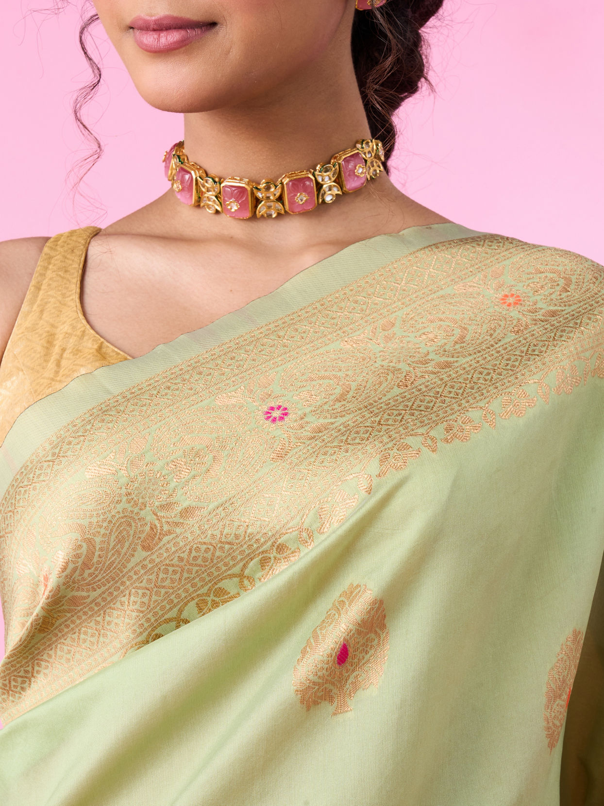 Mohey Women Pista Green Sparkle Saree