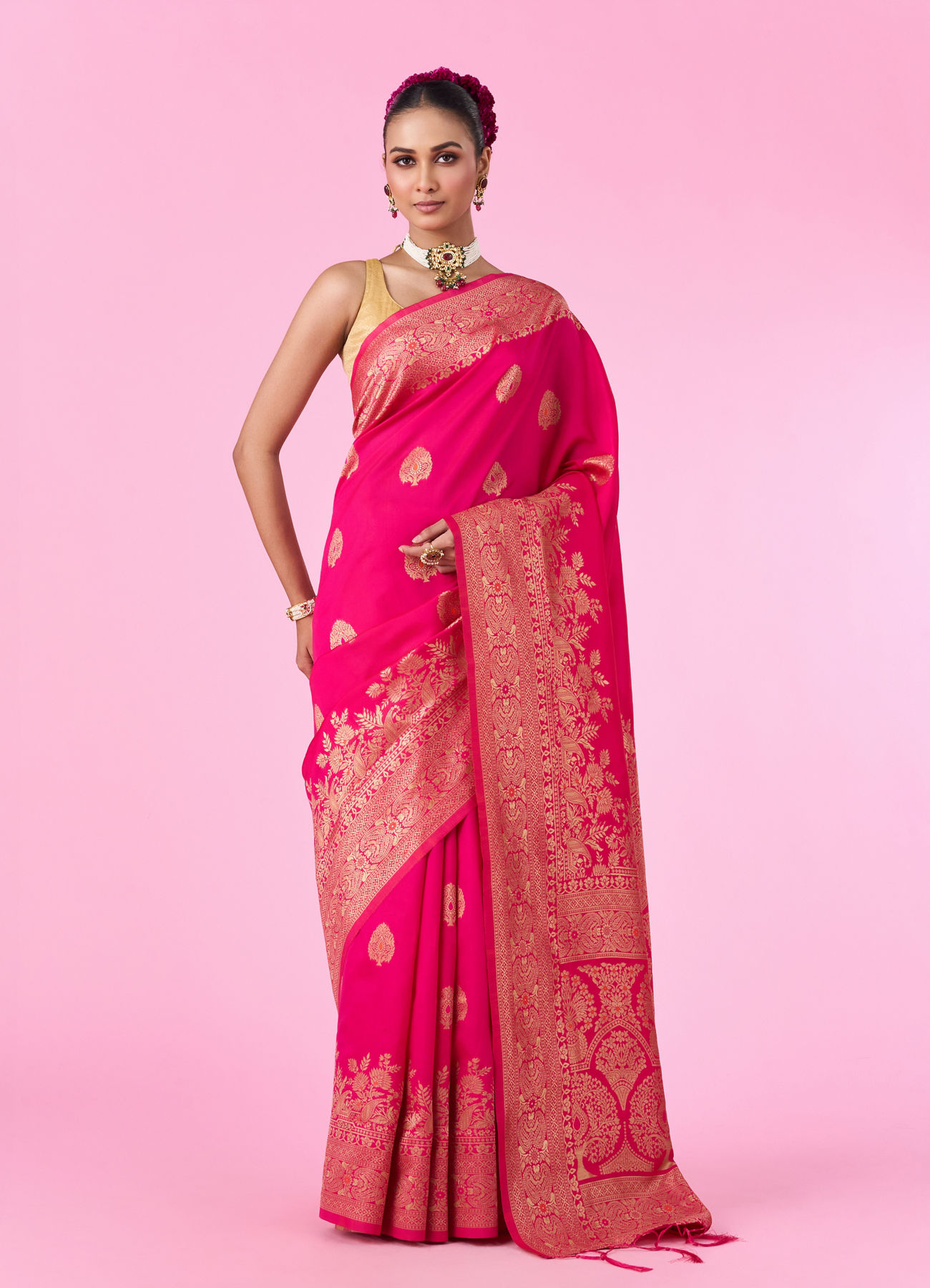 Mohey Women Pink Elegance Traditional Saree
