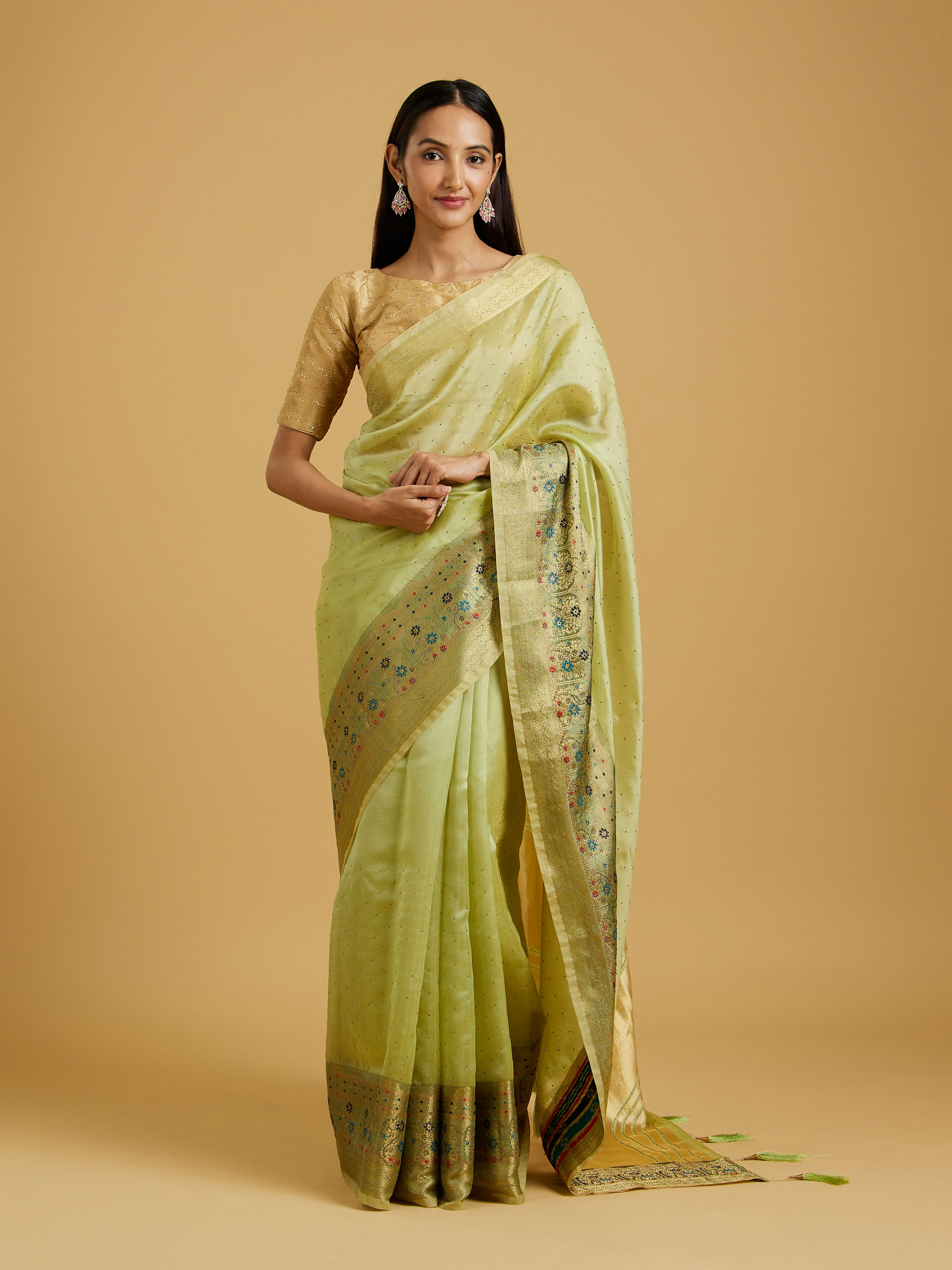Mohey Women Emerald Glow Chanderi Saree