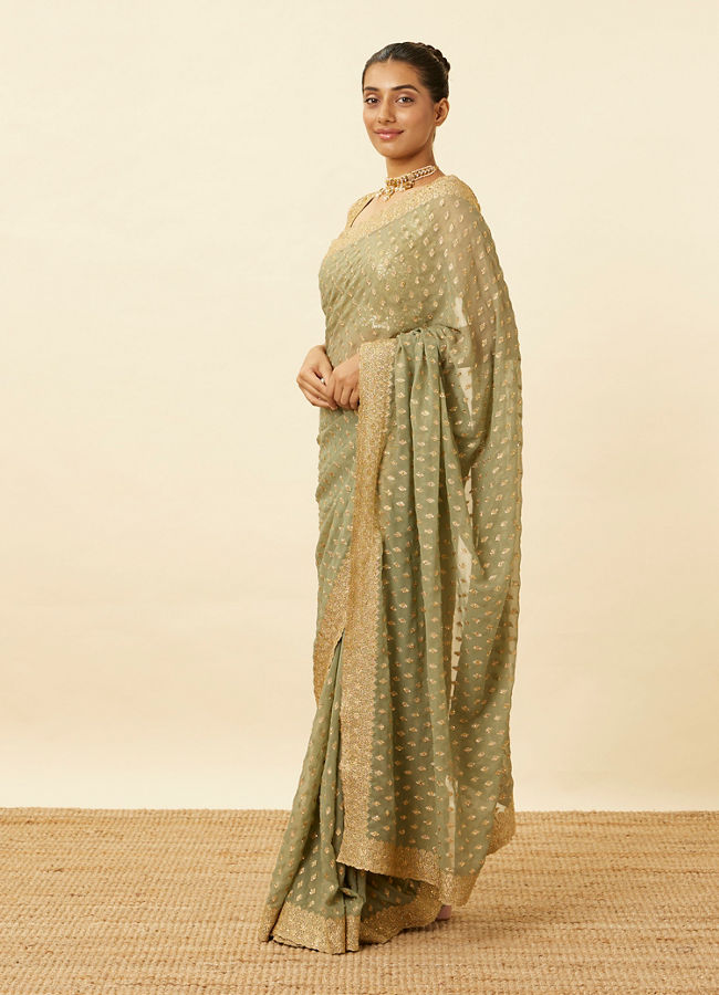 Mohey Women Pistachio Green Diamond Patterned Saree