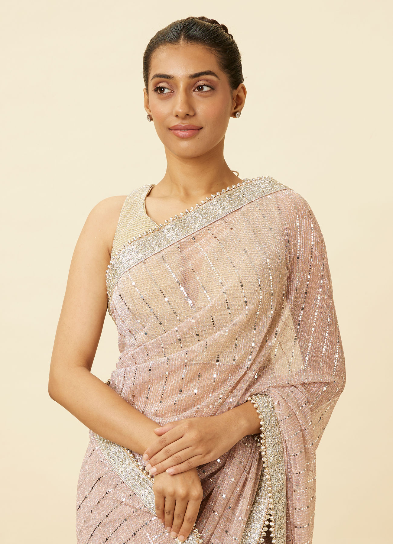 Mohey Women Lilac Saree with Mirror Work and Ornate Borders