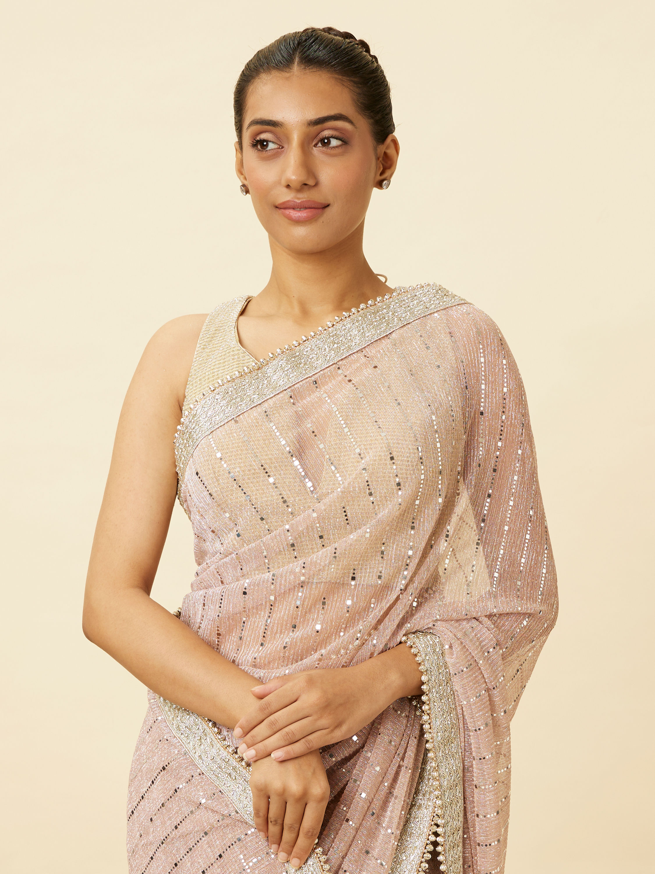 Mohey Women Lilac Saree with Mirror Work and Ornate Borders