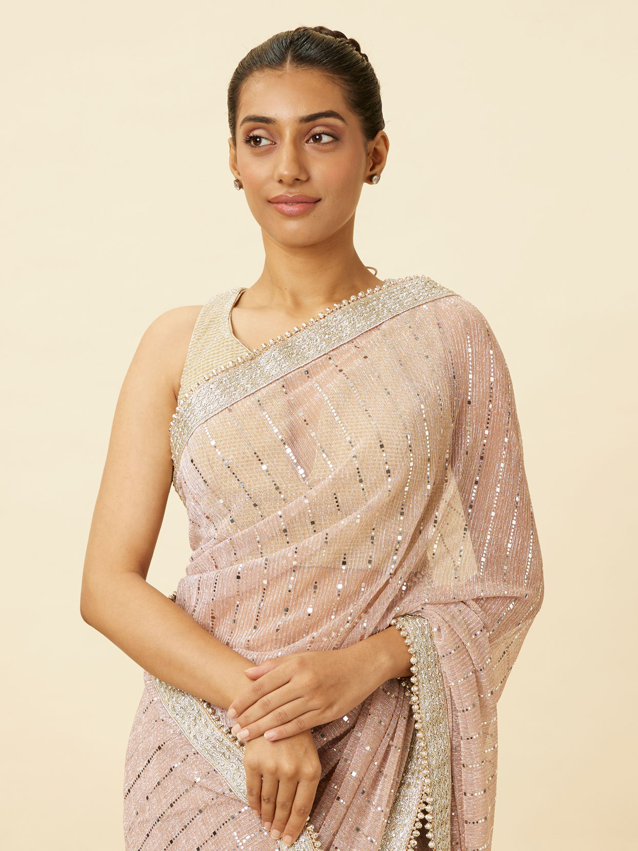 Mohey Women Lilac Saree with Mirror Work and Ornate Borders