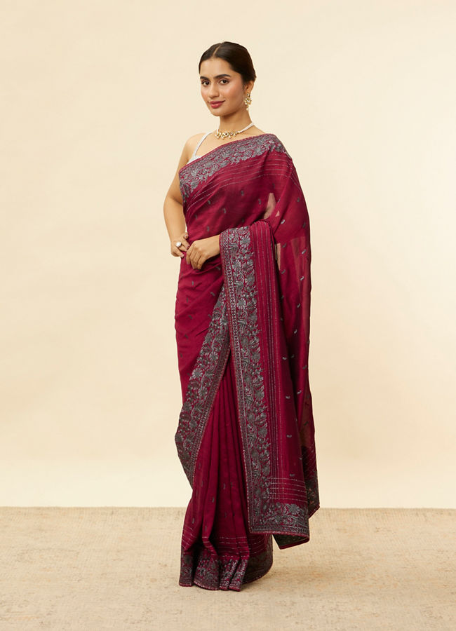 Mohey Women Wine Red Paisley and Floral Patterned Saree