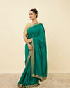 alt message - Mohey Women Teal Green Saree with Geometrical Patterned Borders image number 3